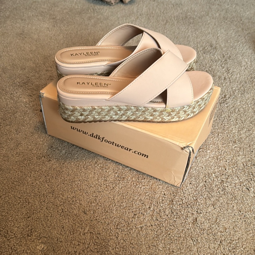 Nude Kayleen by Los Angeles wedge sandal - Picture 2 of 5